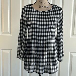 Floral & Ivy Black & White Gingham Long-Sleeve Women’s Top small.